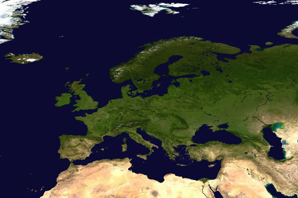 Satellitbillede af Europa fra Island og Den Iberiske Halvø mod øst til Sortehavet og Det Kaspiske Hav
