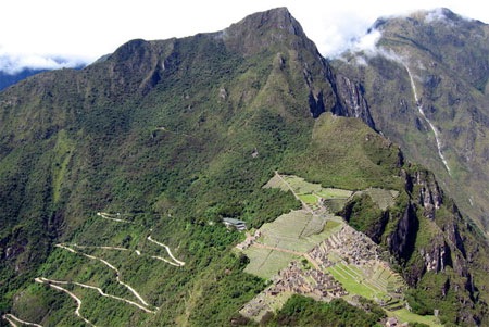Machu-Picchu-Huayna-Picchu